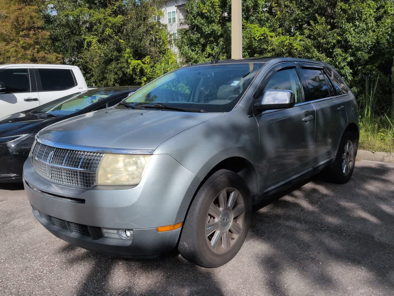 Used 2007 Lincoln MKX AWD image 2