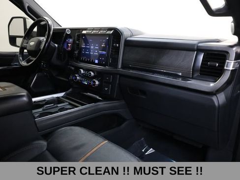 Used 2023 Ford F450 Platinum w/ FX4 Off-Road Package AWD/4WD image 17