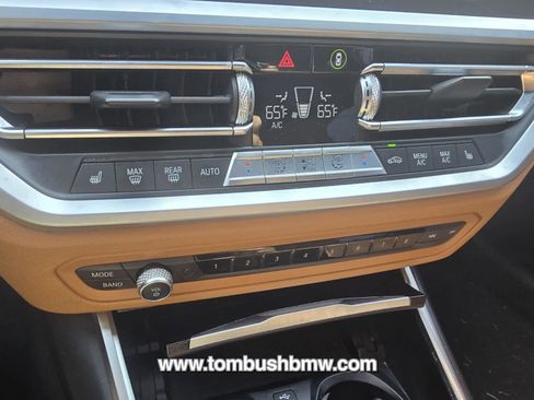 Used 2019 BMW 330i Sedan w/ Premium Package image 11