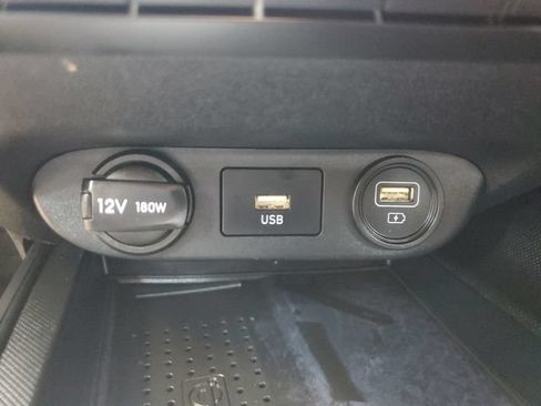 Used 2023 Hyundai Elantra SEL w/ Convenience Package FWD image 22