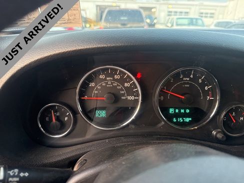 Used 2018 Jeep Wrangler Unlimited Sport image 9