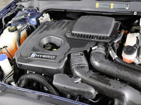 Used 2019 Ford Fusion SEL image 16