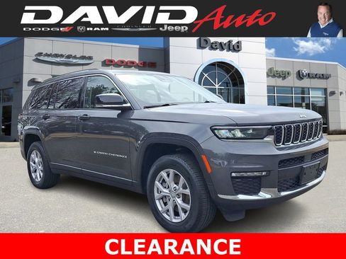Used 2022 Jeep Grand Cherokee L Limited AWD/4WD image 1