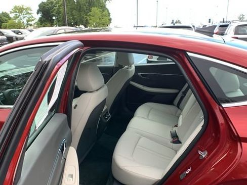 Certified 2023 Hyundai Sonata Limited FWD image 18
