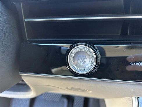 New 2026 Genesis GV70 2.5T Select image 30