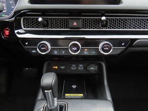 Certified 2023 Honda Civic Touring image 21