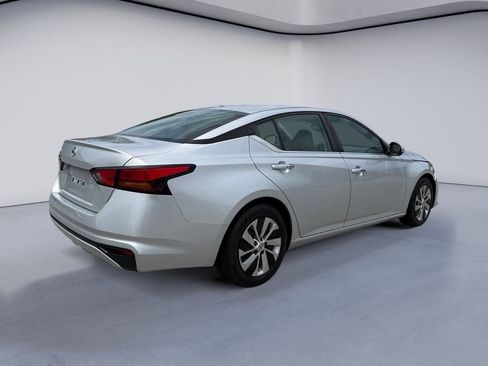 Used 2020 Nissan Altima 2.5 S FWD image 5