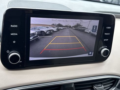 Certified 2023 Hyundai Santa Fe SE image 19