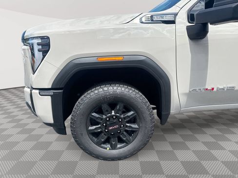 New 2026 GMC Sierra 2500 AT4 w/ AT4 Premium Plus Package AWD/4WD image 30