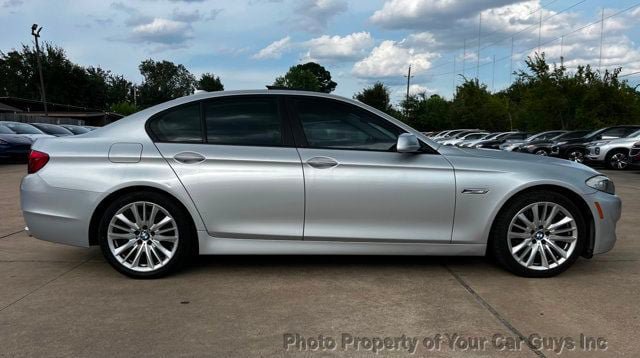 Used 2011 BMW 550i Sedan RWD image 5