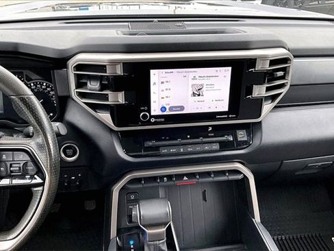 Used 2022 Toyota Tundra SR5 image 6