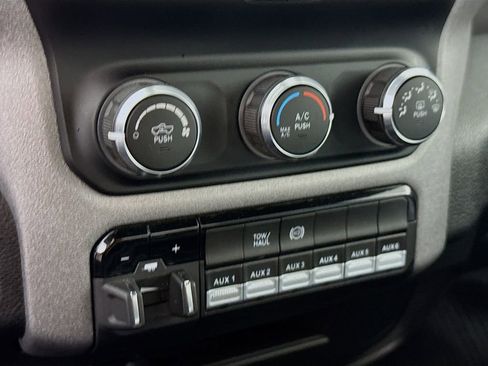 Used 2024 RAM 3500 Tradesman w/ Snow Chief Group AWD/4WD image 8