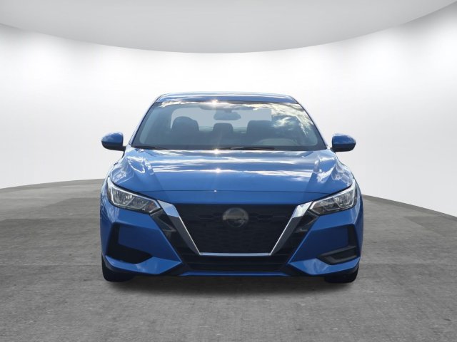 Used 2022 Nissan Sentra SV FWD image 2