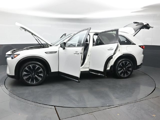 Certified 2024 MAZDA CX-90 Plug-In Hybrid w/ Premium Plus AWD/4WD image 46