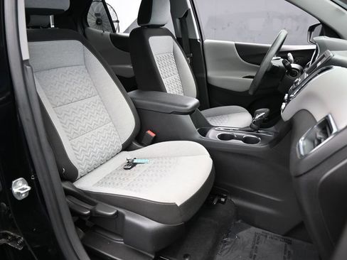 Used 2023 Chevrolet Equinox LS FWD image 43