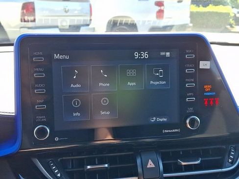 Used 2022 Toyota C-HR XLE FWD image 19