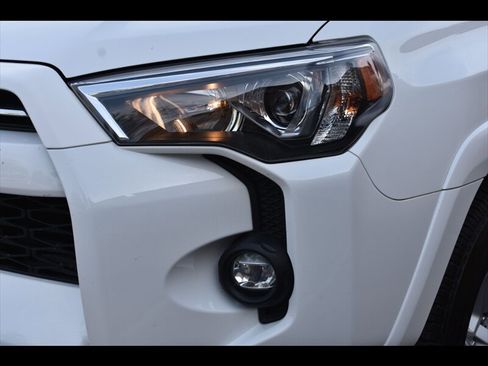 Used 2023 Toyota 4Runner SR5 image 46