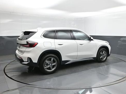 New 2026 BMW X1 xDrive28i w/ Technology Package AWD/4WD image 15