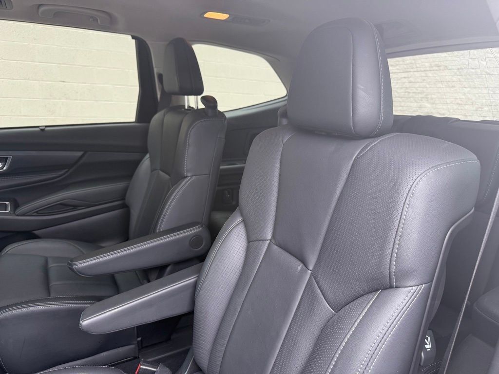 Used 2023 Subaru Ascent Limited AWD/4WD image 27