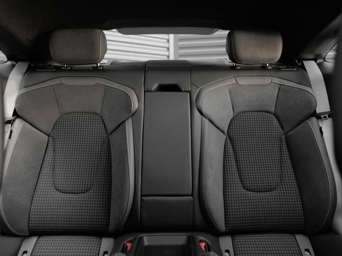 New 2026 Porsche Taycan GTS AWD/4WD image 29