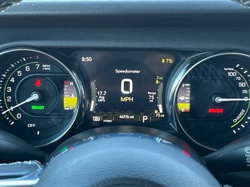 Used 2021 Jeep Wrangler Unlimited Sahara w/ Safety Group image 25