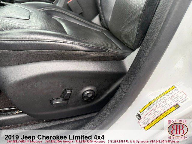 Used 2019 Jeep Cherokee Limited AWD/4WD image 15
