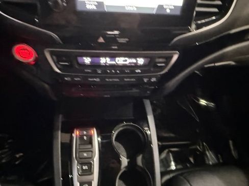 Used 2021 Honda Pilot Touring image 23