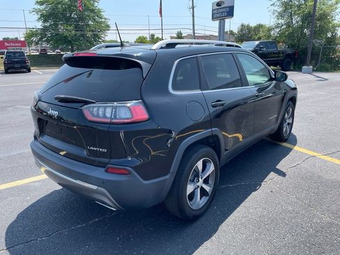 Used 2019 Jeep Cherokee Limited AWD/4WD image 5