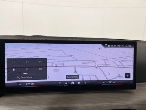 Used 2025 BMW 330i xDrive 330i xDrive w/ Convenience Package image 16