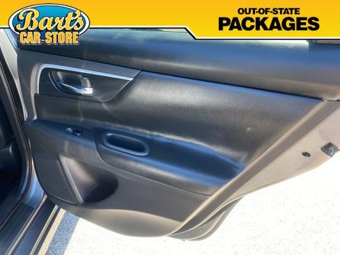 Used 2018 Nissan Altima 2.5 SL w/ 2.5 SL Technology Package FWD image 8