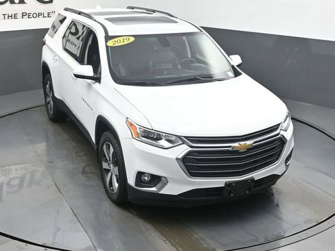 Used 2019 Chevrolet Traverse LT w/ LT Premium Package image 49