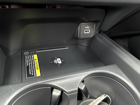 Used 2025 Honda HR-V EX-L image 19