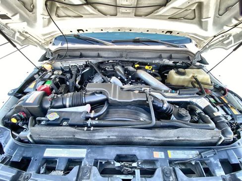Used 2014 Ford F250 Platinum AWD/4WD image 25
