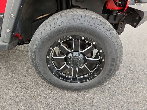 Used 2017 Jeep Wrangler Sport w/ Quick Order Package 24S image 9