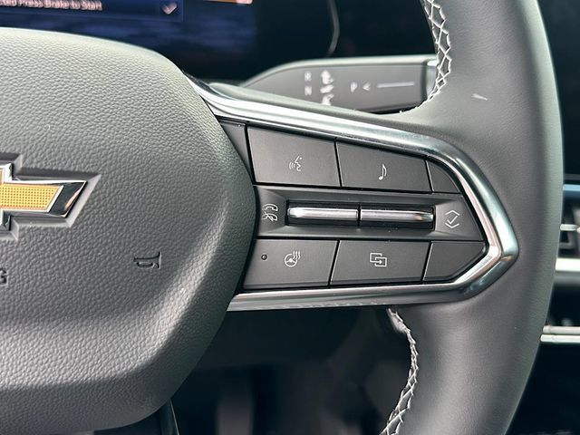 New 2025 Chevrolet Equinox EV LT w/ Convenience Package II AWD/4WD image 19