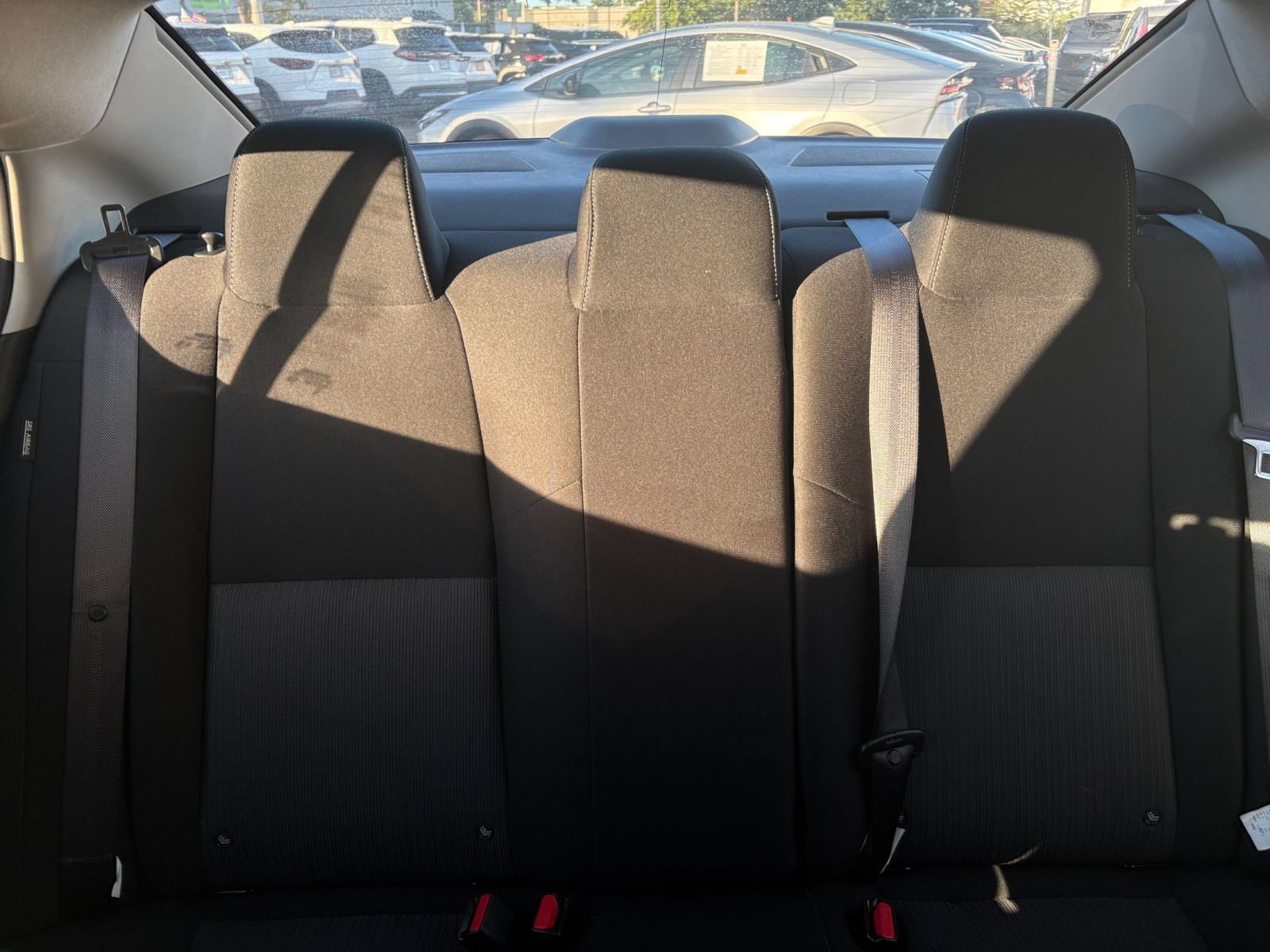 Used 2025 Nissan Sentra SV FWD image 33