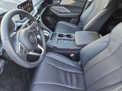 Used 2025 Acura MDX w/ Technology Package image 14
