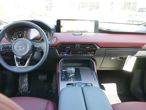 New 2025 MAZDA CX-70 Plug-In Hybrid w/ Premium Plus image 25