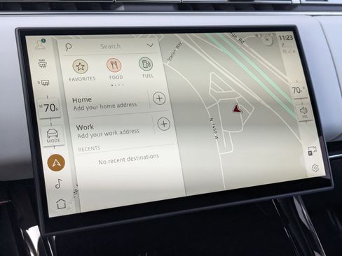 Certified 2025 Land Rover Range Rover Sport image 21