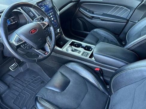 Used 2021 Ford Edge ST w/ Equipment Group 401A image 10