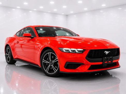 Used 2024 Ford Mustang Premium RWD image 7