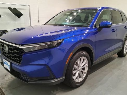 Used 2023 Honda CR-V EX-L image 4