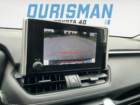 Used 2024 Toyota RAV4 XLE AWD/4WD image 20