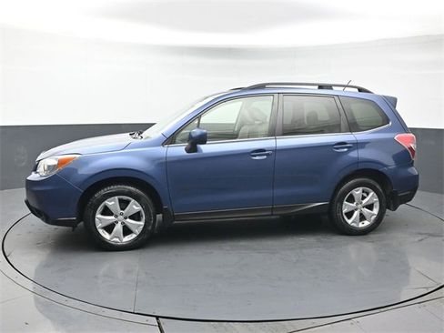 Used 2014 Subaru Forester 2.5i Limited image 2