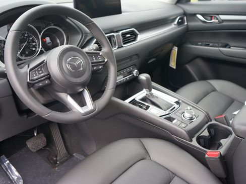 New 2025 MAZDA CX-5 AWD 2.5 S w/ Select Package image 11