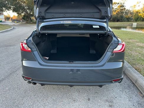 Used 2025 Toyota Camry SE image 10