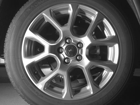 Used 2025 Jeep Compass Limited image 15