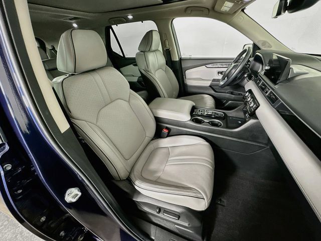 Certified 2025 Honda Pilot Elite image 8