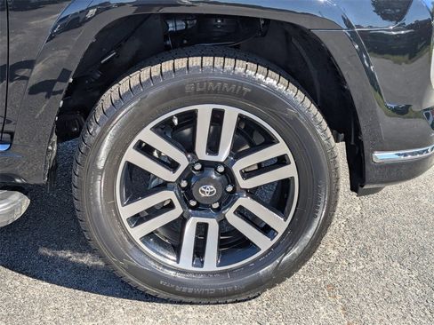 Used 2021 Toyota 4Runner Limited image 12