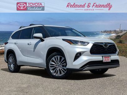 Used 2023 Toyota Highlander Platinum